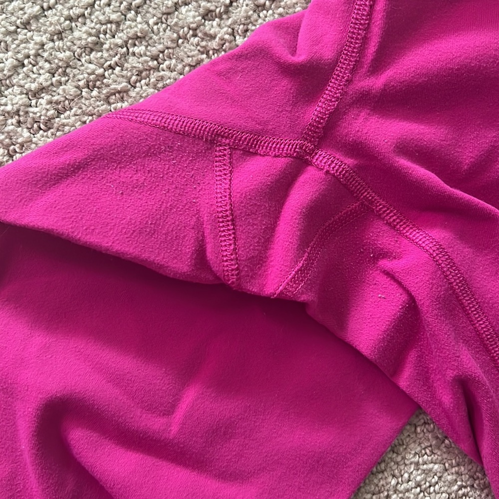 Lululemon - Picture 2 of 2